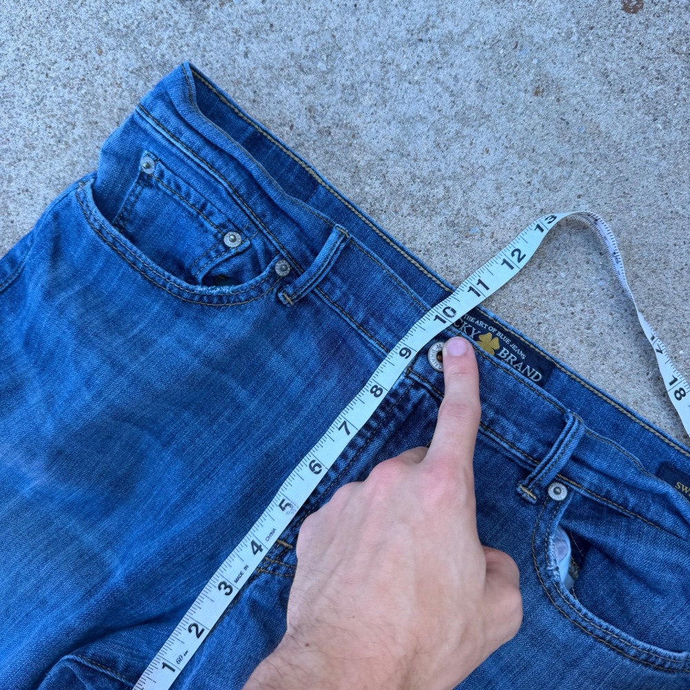 Lucky Brand Sweet N Low Bootcut Jeans Womens 16/33 Medium Wash Blue Low Rise - Picture 9 of 11